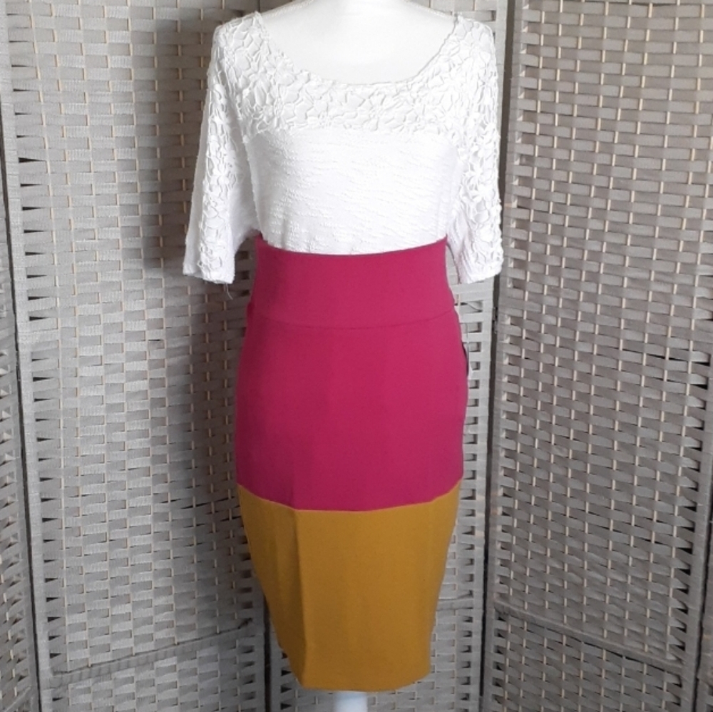 👉*NWT* LULAROE "CASSIE" SKIRT ~SIZE: L ~MIDI